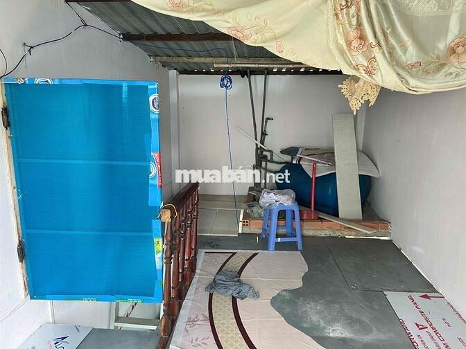 Cho thuê nhà hẻm trung tâm 12,5m², có gác suốt, gần chợ – trường –UBND