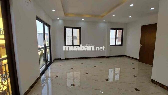 Lô Góc Cầu Giấy 35m2 - 5 Tầng Thang Máy - Ô Tô - Ngõ Thông - 9,5 Tỷ Lô Góc Cầu Giấy 35m2 - 5 Tầng Thang Máy - Ô Tô - Ngõ Thông - 9,5 Tỷ