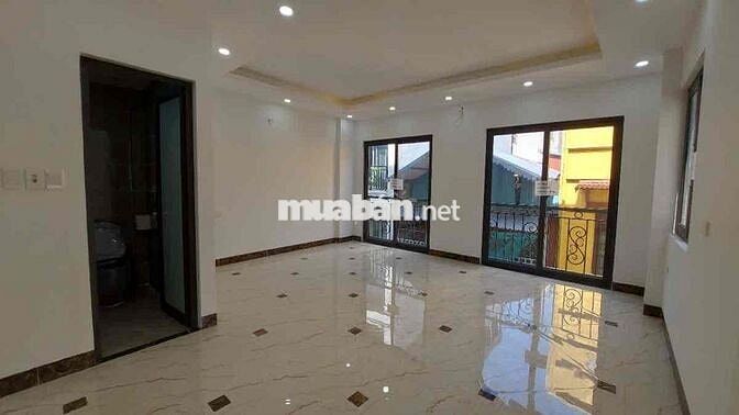 Lô Góc Cầu Giấy 35m2 - 5 Tầng Thang Máy - Ô Tô - Ngõ Thông - 9,5 Tỷ Lô Góc Cầu Giấy 35m2 - 5 Tầng Thang Máy - Ô Tô - Ngõ Thông - 9,5 Tỷ