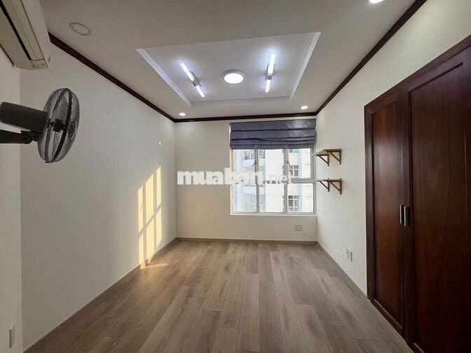 Cần bán căn hộ chung cư Hoàng Anh Thanh Bình, 3PN, View quận 1