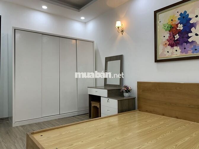 Cần bán gấp căn hộ chung cư 50 m m2,1 PN khu ĐT Trung Hòa Nhân Chính