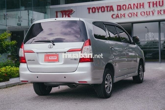 Toyota Innova 2015 2.0E - 230000 km