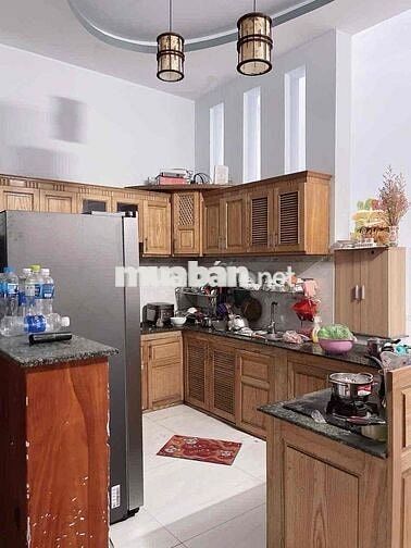 Cho thuê 5 x22-2 lầu -4 phong -sân phơi -dg xe hơi -Xat chợ Đại hải