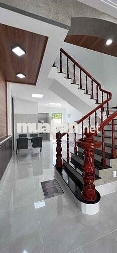 Siêu phẩm nhà đẹp 1 trệt lầu kiên cố vừa mới hoàn thiện.