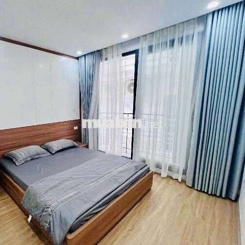 Đông Ngạc - Mới coong 32m - Thang máy, full nội thất - Ô tô sát nhà.