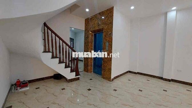 Lô Góc Cầu Giấy 35m2 - 5 Tầng Thang Máy - Ô Tô - Ngõ Thông - 9,5 Tỷ Lô Góc Cầu Giấy 35m2 - 5 Tầng Thang Máy - Ô Tô - Ngõ Thông - 9,5 Tỷ