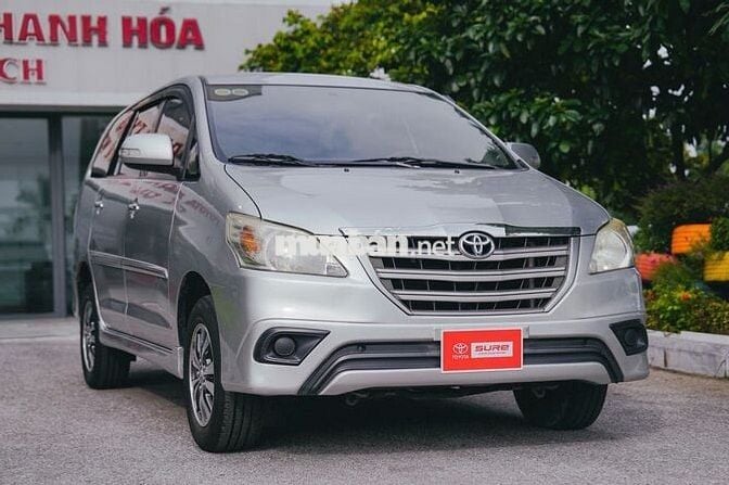 Toyota Innova 2015 2.0E - 230000 km