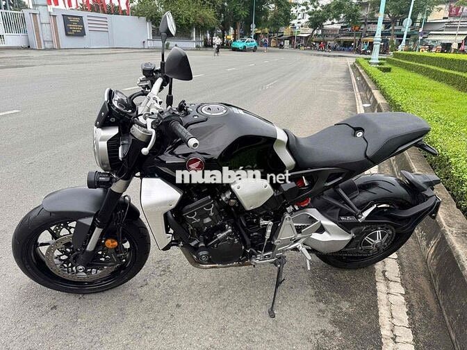 CB1000R Neo 2019 odo 11.000Km