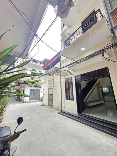 48m2 *3 Tầng-13.8 tỷ|| Oto vào-Ngõ thông thoáng- đường Bế Văn Đàn