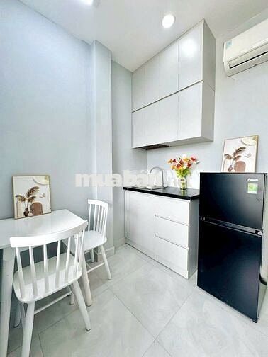 Cho thuê 1PN ban công, tách bếp - Bùi Đình Tuý, Bình Thạnh gần Q1, Q2