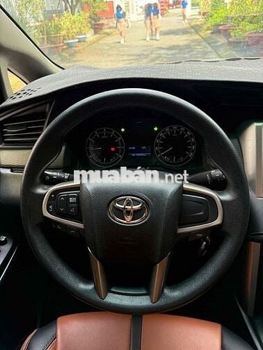 Toyota Innova 2018 2.0E - 165000 km