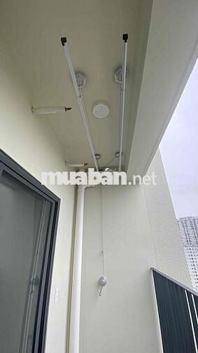 Thuê lâu dài căn góc hướng view Lê Trọng Tấn