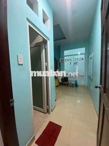 NHÀ TRỆT 2 LẦU TUM CẠNH KDC HỒNG LONG