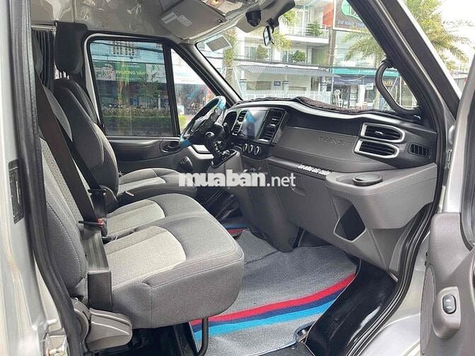 Ford Transit 2024 Siêu chuẩn có hỗ trợ góp