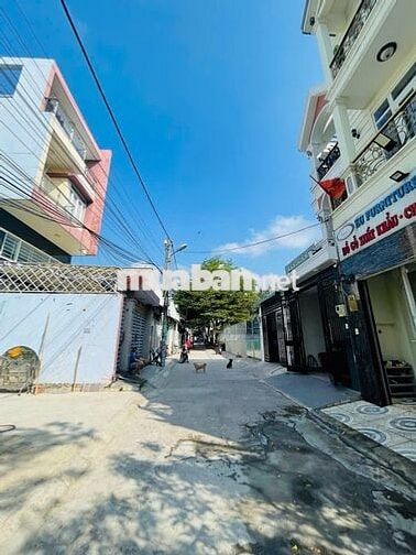 Hiếm! Lô Đất Đẹp- Full Thổ-102m2-Ngang 6m- 7 tỷ 5-Thủ Đức Hoàng Diệu 2