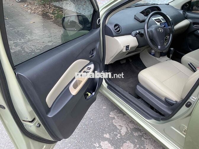 Toyota Yaris 2007 1.3 AT - 89000 km