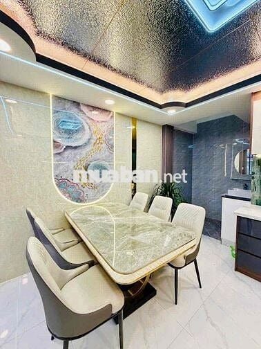 🏡 Nhà Đẹp Ngã Tư ga giáp gò vấp