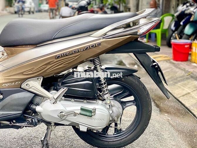 AB110fi XE CỌP PHỤC VỤ NGƯỜI KHÓ TÍNH