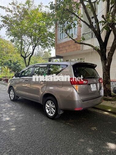 Toyota Innova 2018 2.0E - 165000 km