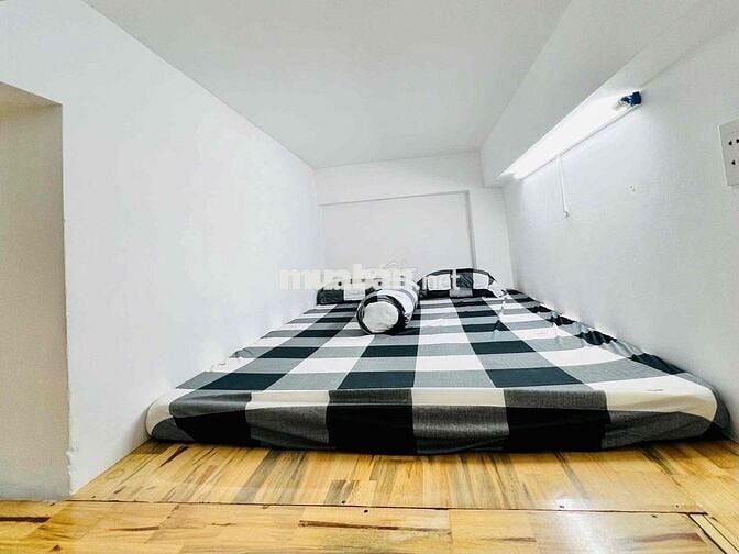 DUPLEX SẴN NỘI THẤT MÁY LẠNH_MÁY NL TỦ ĐỒ_THANG MÁY HẦM XE