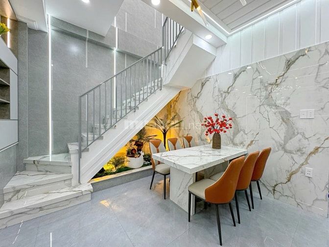 Bán nhà 2 tầng Trần Xuân Soạn Q7 – Full nội thất – 3PN – 6,3 tỷ TL