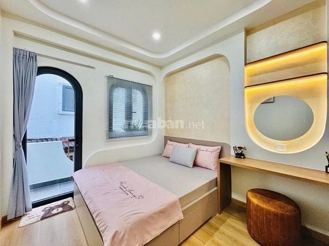 Bán nhà hẻm 1/ Nhật Tảo, Phường 8, Quận 10. DT 33m2 hẻm xe hơi,SHR