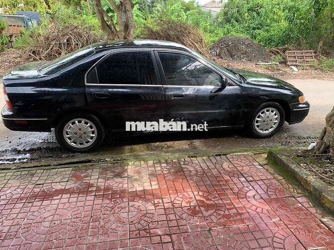 Honda Accord 1994 2.0 MT - 10000 km