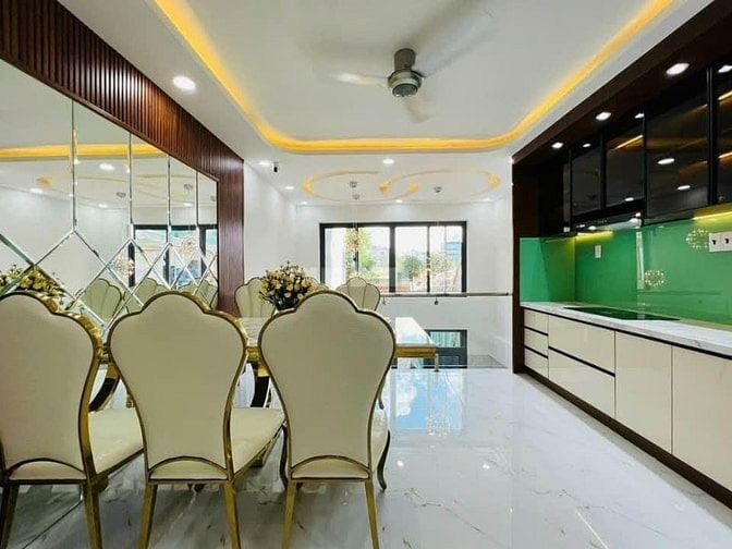 BÁN NHÀ PHỐ VĨNH HƯNG – SÁT TRƯỜNG HỌC – Ô TÔ TRÁNH – THANG MÁY – KD