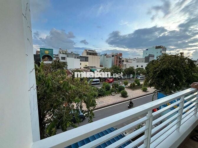 Cho Thuê Nhà Mặt Tiền Đường Hiền Vương, P.Phú Thạnh, Q.Tân Phú