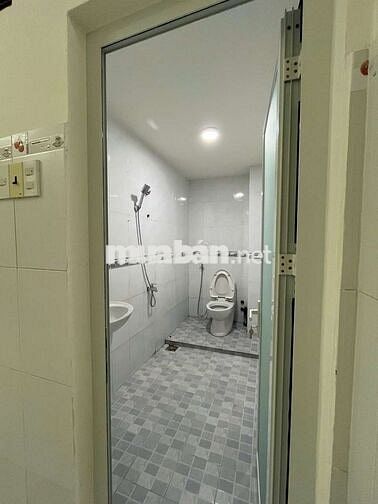 Cho Thuê Nhà Mặt Tiền Đường Hiền Vương, P.Phú Thạnh, Q.Tân Phú