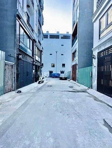 BÁN NHÀ PHỐ VĨNH HƯNG – SÁT TRƯỜNG HỌC – Ô TÔ TRÁNH – THANG MÁY – KD