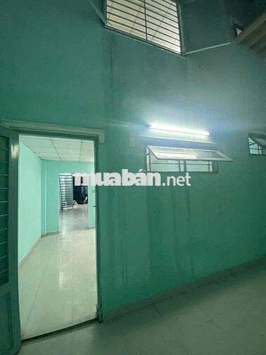 Nhà(5,7x16,5m) Bờ Bao 1 Gác Lửng 2VS hẻm xe hơi giá 9trieu