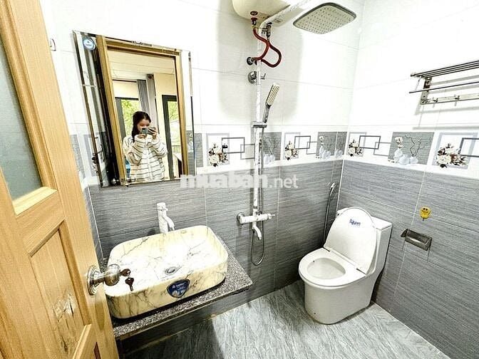 TRỐNG SẴN CĂN 1PN 40M2 GẦN CHỢ CẨM LỆ FULL NỘI THẤT BAN CÔNG