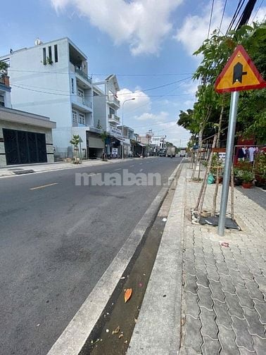 Bán nhà mặt phố Phạm Thị Giây, 6,5 tỷ, 58m2, giá siêu hời, Q. Hóc Môn,