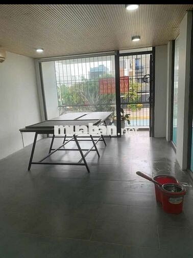 Cho thuê nhà 4 tầng mt Diên Hồng, hòa xuân