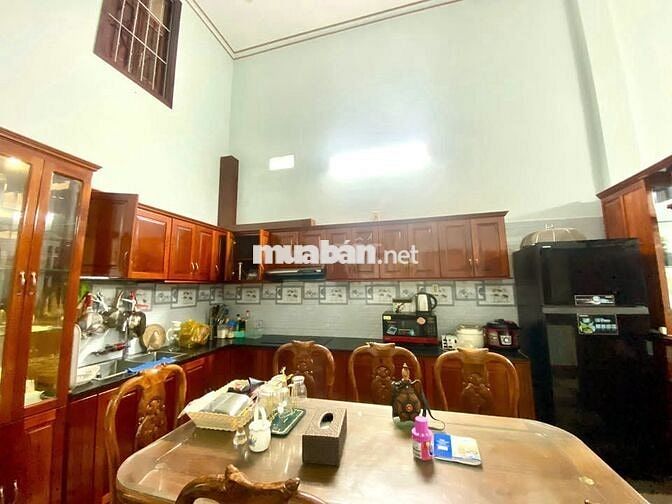 Cho thuê Nhà nguyên căn nội thất gỗ xịn 2pn Châu Văn Liêm- Vĩnh Nguyên