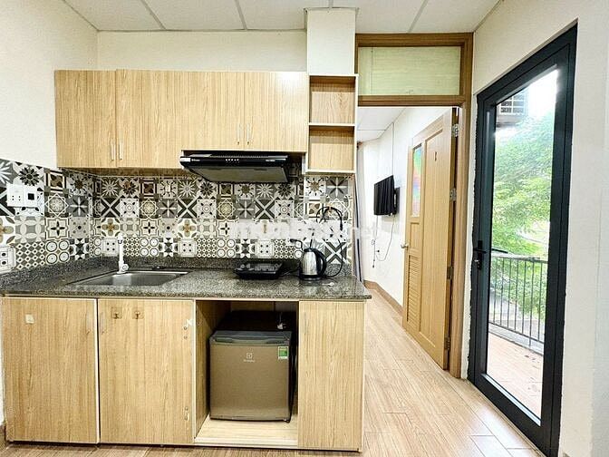 TRỐNG SẴN CĂN 1PN 40M2 GẦN CHỢ CẨM LỆ FULL NỘI THẤT BAN CÔNG