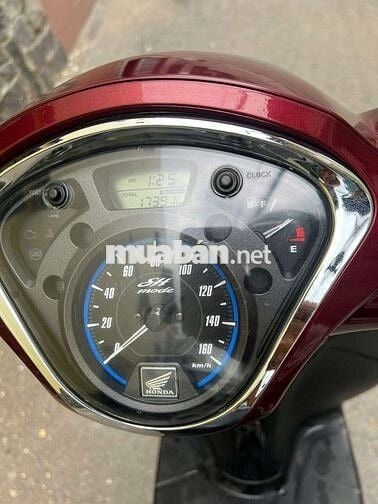 Xe máy Honda SH Mode ABS Sporty Đỏ đen