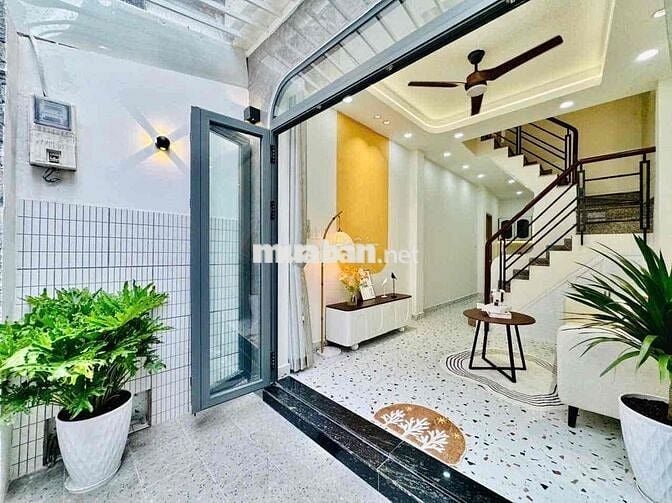 NHÀ ĐẸP PN NGUYỄN ĐÌNH CHÍNH 41M2 4TẦNG BTCT  6PN 3WC