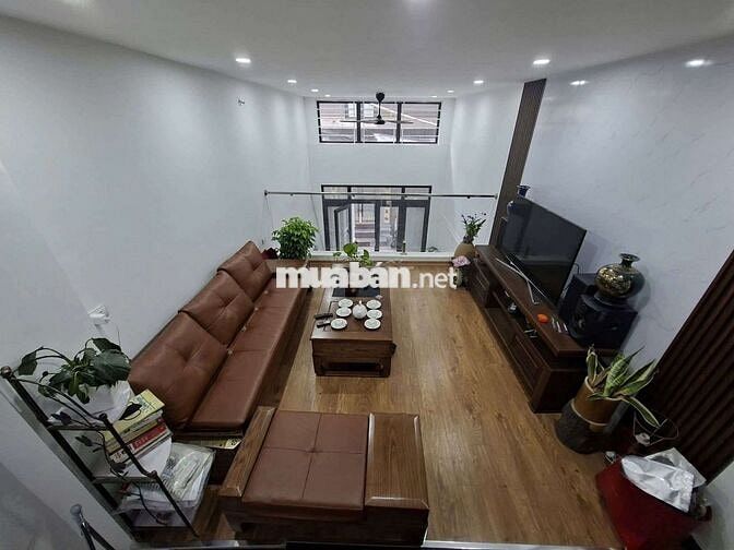 VIP Nguyễn Lương Bằng, diện tích 33m2, 6 tầng, mặt tiền 4m, giá 15 tỷ