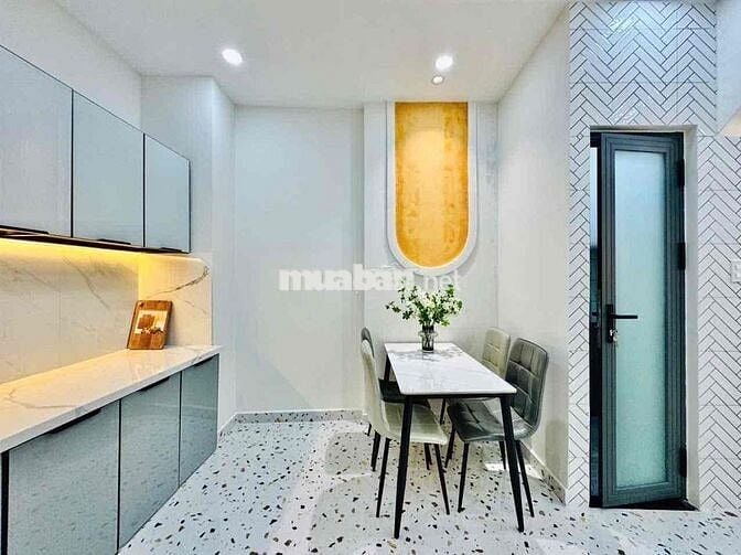 NHÀ ĐẸP PN NGUYỄN ĐÌNH CHÍNH 41M2 4TẦNG BTCT  6PN 3WC