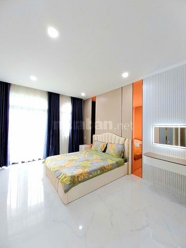 Cần bán nhà hẻm thông xe tải quang trung p10 