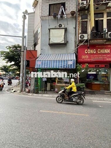 Mặt Bằng kinh doanh tại ngã ba đuôi cá