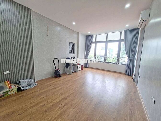 VIP Nguyễn Lương Bằng, diện tích 33m2, 6 tầng, mặt tiền 4m, giá 15 tỷ