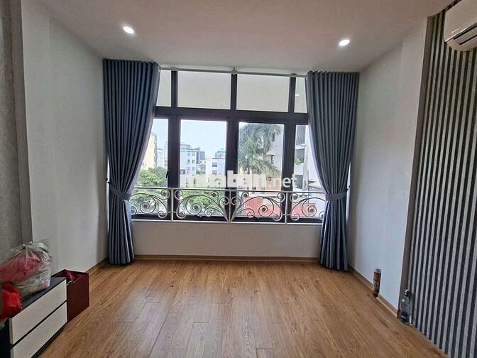 VIP Nguyễn Lương Bằng, diện tích 33m2, 6 tầng, mặt tiền 4m, giá 15 tỷ