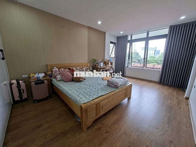 VIP Nguyễn Lương Bằng, diện tích 33m2, 6 tầng, mặt tiền 4m, giá 15 tỷ