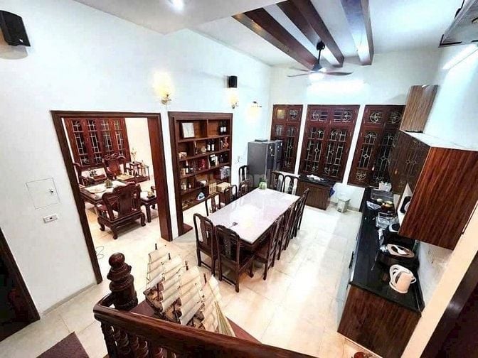 BÁN NHANH BIỆT THỰ - TT MỸ ĐÌNH  ♦️DT: 143m2 ~ 4 Tầng ♦️MT: 22.5m ~ Gi