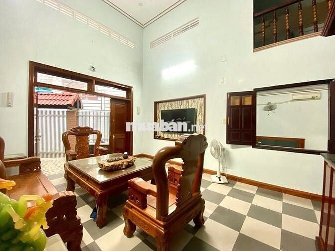 Cho thuê Nhà nguyên căn nội thất gỗ xịn 2pn Châu Văn Liêm- Vĩnh Nguyên