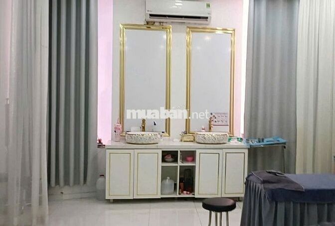 MẶT BẰNG CHO THUÊ HỢP TÁC KẾT HỢP GÓC MẶT TIỀN – TRUNG TÂM QUẬN 1