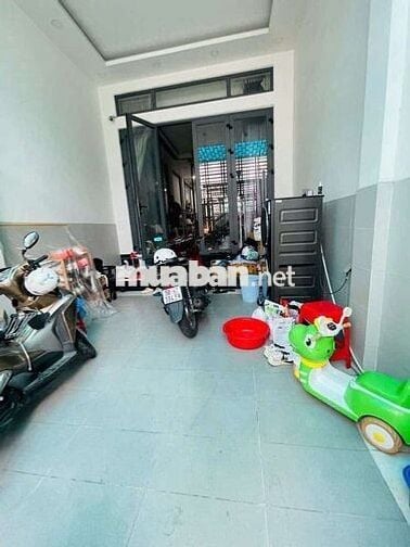 Siêu đẹp 4x20. 1 trệt 1 lửng 2 lầu 4 phòng ngủ 5vc